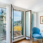 Due Leoni Terrace In St Mark's Square