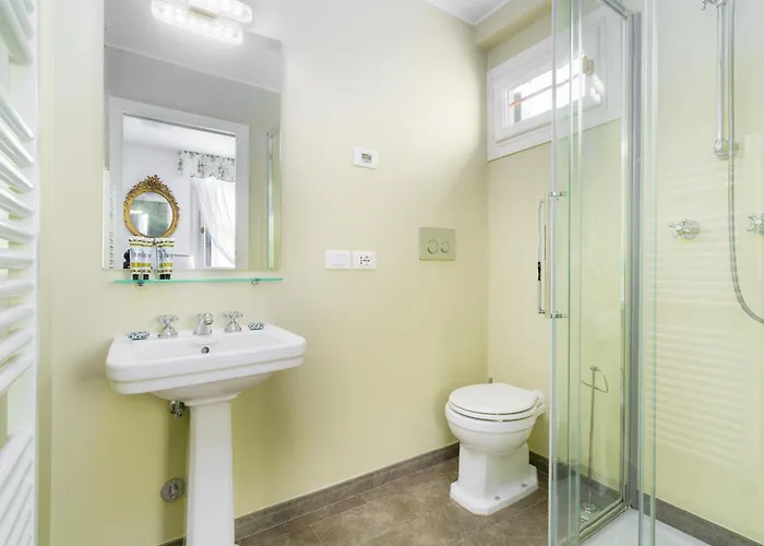 شقة Due Leoni Terrace In St Mark's Square